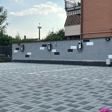 Una Scelta Elegante, Tranquilla E Unica Grugliasco Bagian luar foto